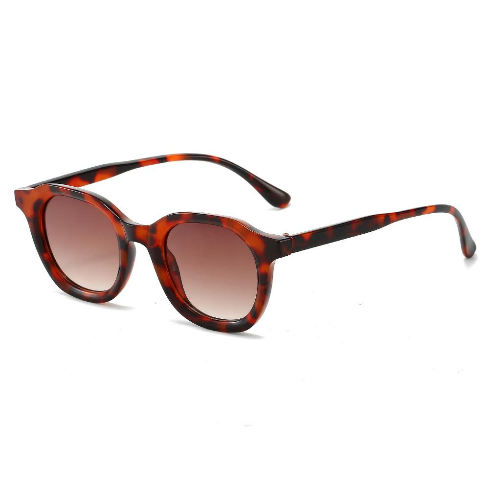 Man Vintage Small Square Frame Sunglasses Women Luxury Brand Designer Sun Glasses Trend UV400 Resistant Eyeglasses Gafas De Sol Other
Man Vintage Small Square Frame Sunglasses Women Luxury Brand Designer Sun Glasses Trend UV400 Resistant Eyeglasses Gafas De Sol Other