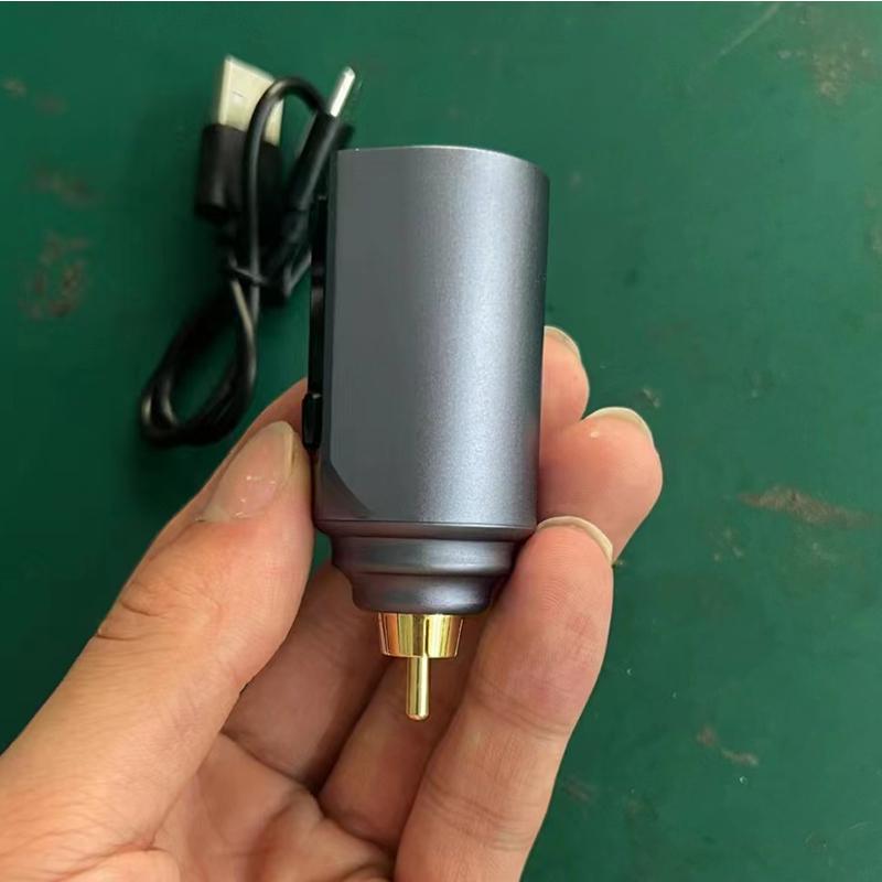 NB 1500 мАч Беспроводная батарея для татуировки Мини-перезаряжаемый источник питания RCA для роторной ручки татуировки RCA
NB 1500 мАч Беспроводная батарея для татуировки Мини-перезаряжаемый источник питания RCA для роторной ручки татуировки RCA