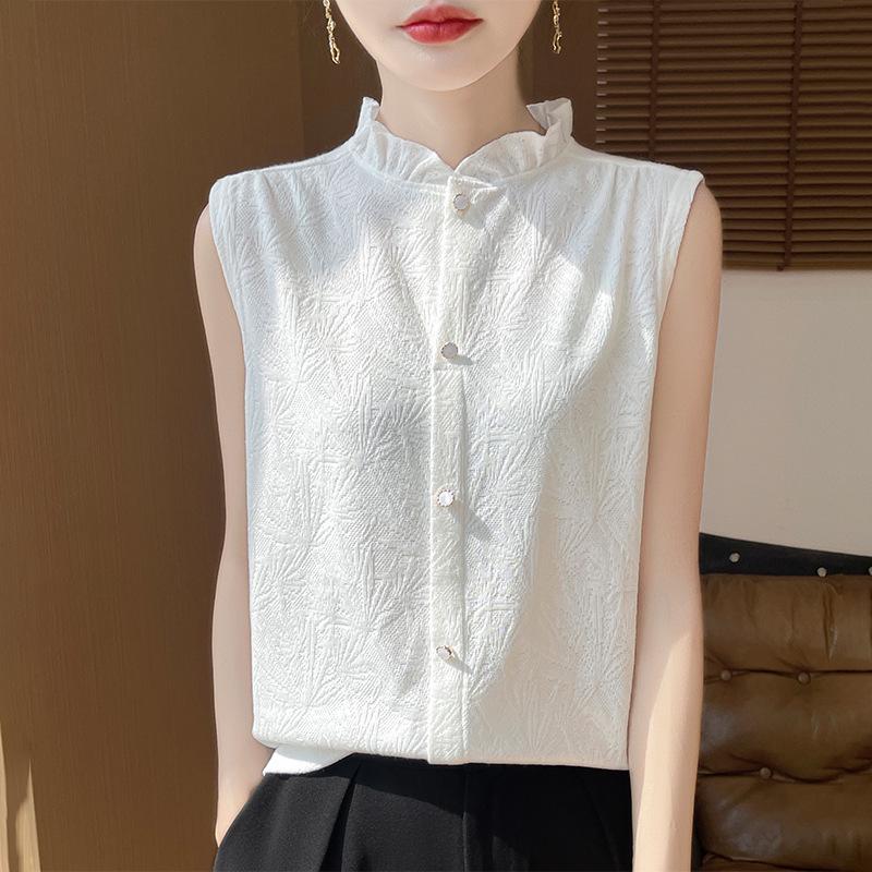 Women s Merino Wool Stand-Up Collar Sleeveless Shirt with Lace and Maple Leaf Frill, Perfect for Layering with a Cardigan XL
Women s Merino Wool Stand-Up Collar Sleeveless Shirt with Lace and Maple Leaf Frill, Perfect for Layering with a Cardigan XL