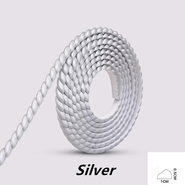 1pc 5m/196.85in PVC Self-adhesive Skirting Plaster Line Waterproof Soft Wall Sticker For DIY Door Mirror Frame TV Background 1cmx5m срібний
1pc 5m/196.85in PVC Self-adhesive Skirting Plaster Line Waterproof Soft Wall Sticker For DIY Door Mirror Frame TV Background 1cmx5m срібний