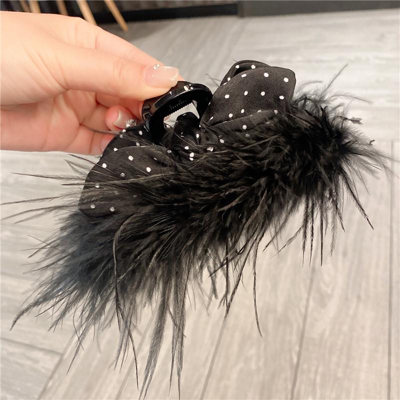Большой зажим для волос On The Run Princess Ostrich Hair Shark Catch Hair Volume Многодисковый зажим для волос Super Hair Volume
Большой зажим для волос On The Run Princess Ostrich Hair Shark Catch Hair Volume Многодисковый зажим для волос Super Hair Volume