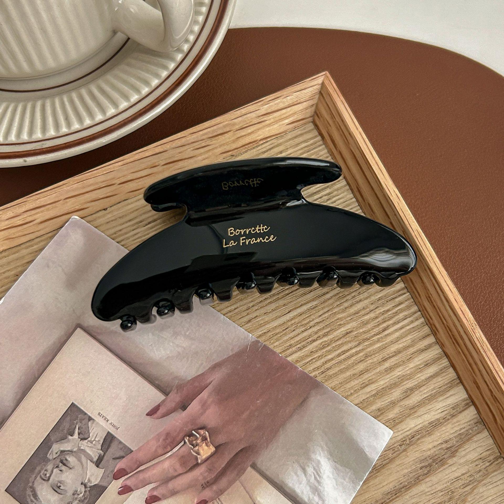 Серия Весна и Лето: Ацетатная заколка для волос в стиле блогера – Большая коричневая заколка-акула для затылка чёрный
Серия Весна и Лето: Ацетатная заколка для волос в стиле блогера – Большая коричневая заколка-акула для затылка чёрный