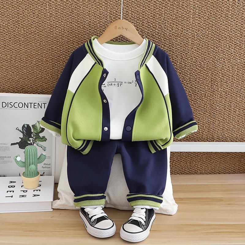 Toddler Boys 2024 Spring/Autumn Three-Piece Set: Fashionable Baseball Jacket and Clothing 110 cm темно-синий
Toddler Boys 2024 Spring/Autumn Three-Piece Set: Fashionable Baseball Jacket and Clothing 110 cm темно-синий