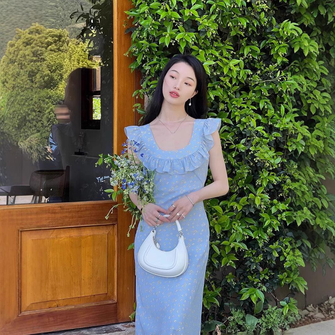 Women s Blue Floral French Cap Sleeve Summer Maxi Dress M синій
Women s Blue Floral French Cap Sleeve Summer Maxi Dress M синій
