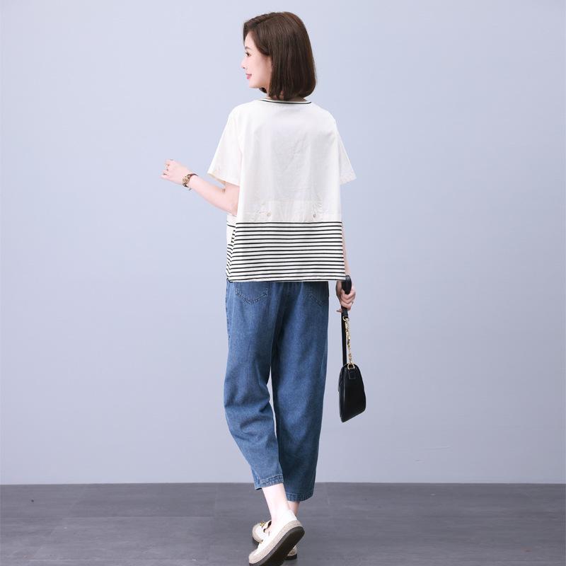 Мамин летний комплект из полосатой футболки большого размера и джинсов XXL
Мамин летний комплект из полосатой футболки большого размера и джинсов XXL