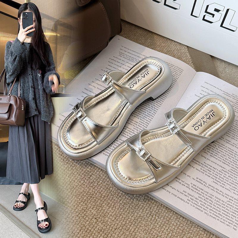 2025 slippers women s silver sandals evening breeze bow women s shoes seaside beach gentle summer French thick heel new 40 серебряный
2025 slippers women s silver sandals evening breeze bow women s shoes seaside beach gentle summer French thick heel new 40 серебряный