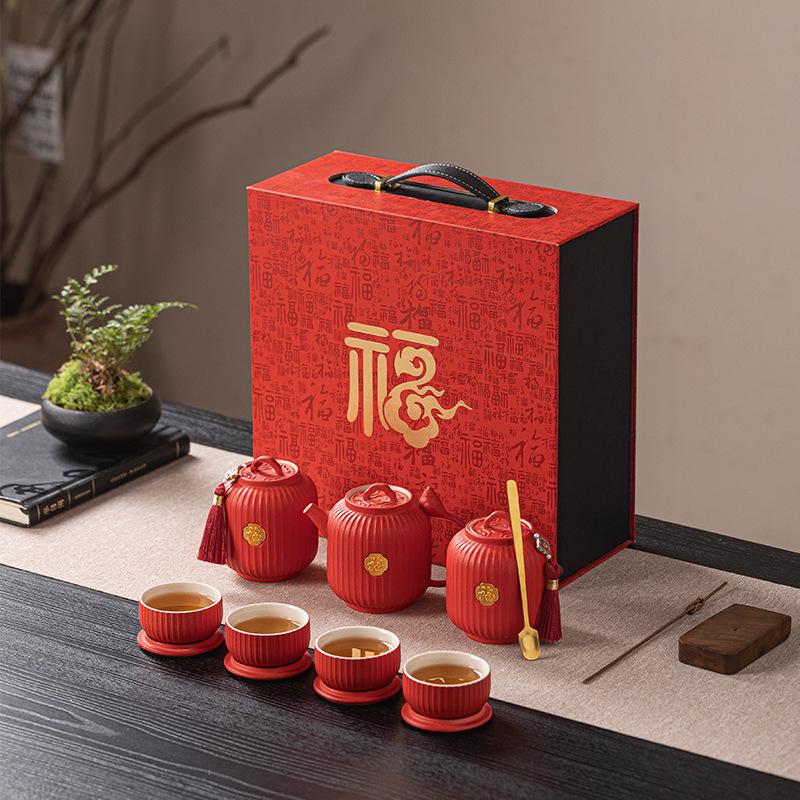 Red lantern tea can, happy candy can, small size, happy eyebrows, ceramic sealed jar, New Year s annual meeting, gift tea set
Red lantern tea can, happy candy can, small size, happy eyebrows, ceramic sealed jar, New Year s annual meeting, gift tea set