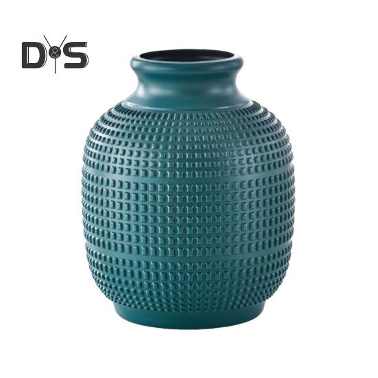 Пластиковая ваза для цветов в помещении и на открытом воздухе, современный настоящий держатель для сушеных цветов, контейнер для цветочной композиции, гостиная, спальня, стол, центральное украшение темно-синий
Пластиковая ваза для цветов в помещении и на открытом воздухе, современный настоящий держатель для сушеных цветов, контейнер для цветочной композиции, гостиная, спальня, стол, центральное украшение темно-синий