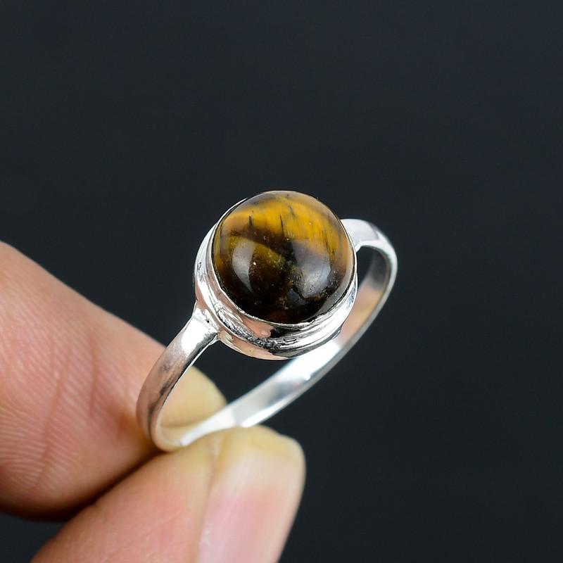 Natural Tiger s Eye 10 MM Round Cabochon HandCrafted Stone Fine Polished 925 Sterling Silver Ring with Unique Gift for Wedding Engagement жовтий
Natural Tiger s Eye 10 MM Round Cabochon HandCrafted Stone Fine Polished 925 Sterling Silver Ring with Unique Gift for Wedding Engagement жовтий