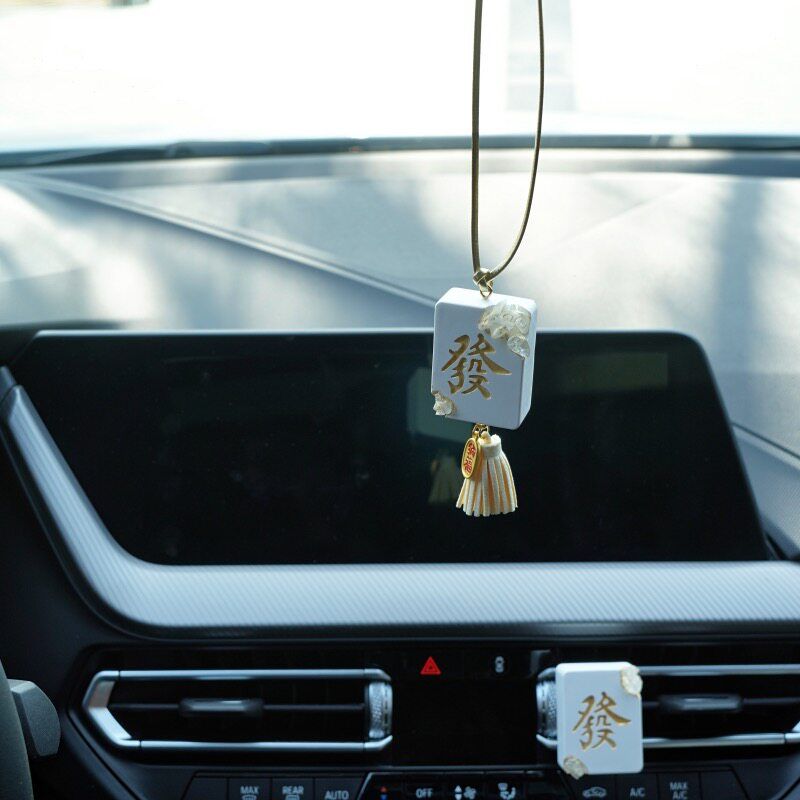 Original Car Aromatherapy Pendant Creative Crystal Fortune Ornaments Mahjong Rearview Mirror Car Decoration Fragrant Stone Gift English Pear and Freesia
Original Car Aromatherapy Pendant Creative Crystal Fortune Ornaments Mahjong Rearview Mirror Car Decoration Fragrant Stone Gift English Pear and Freesia
