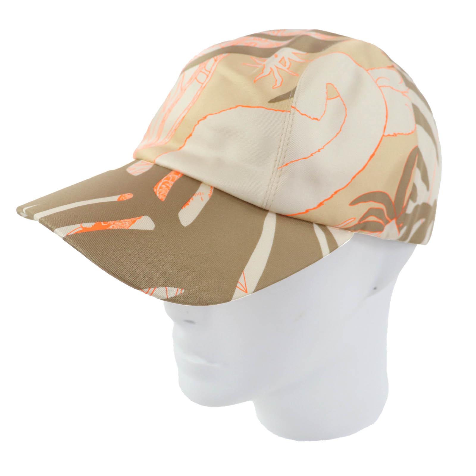 Pristine HERMES cap Davis Jungle Love With serie buttons Brown silk Women Used
Pristine HERMES cap Davis Jungle Love With serie buttons Brown silk Women Used