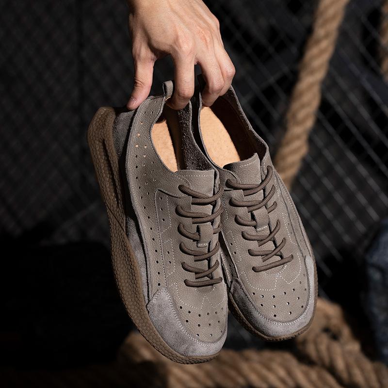 Men s shoes summer breathable casual leather shoes genuine leather board shoes retro handmade soft leather soft sole versatile casual shoes men 38 сірий колір
Men s shoes summer breathable casual leather shoes genuine leather board shoes retro handmade soft leather soft sole versatile casual shoes men 38 сірий колір