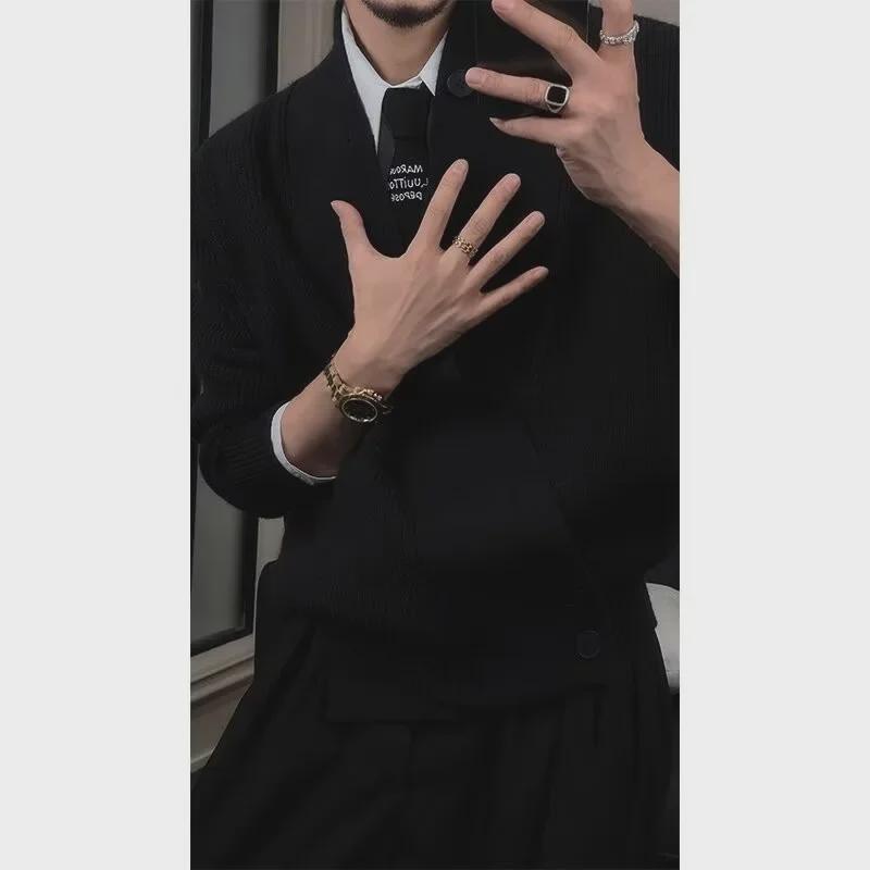 Осенний свитер-кардиган свободной вязки Old Money Large чёрный
Осенний свитер-кардиган свободной вязки Old Money Large чёрный