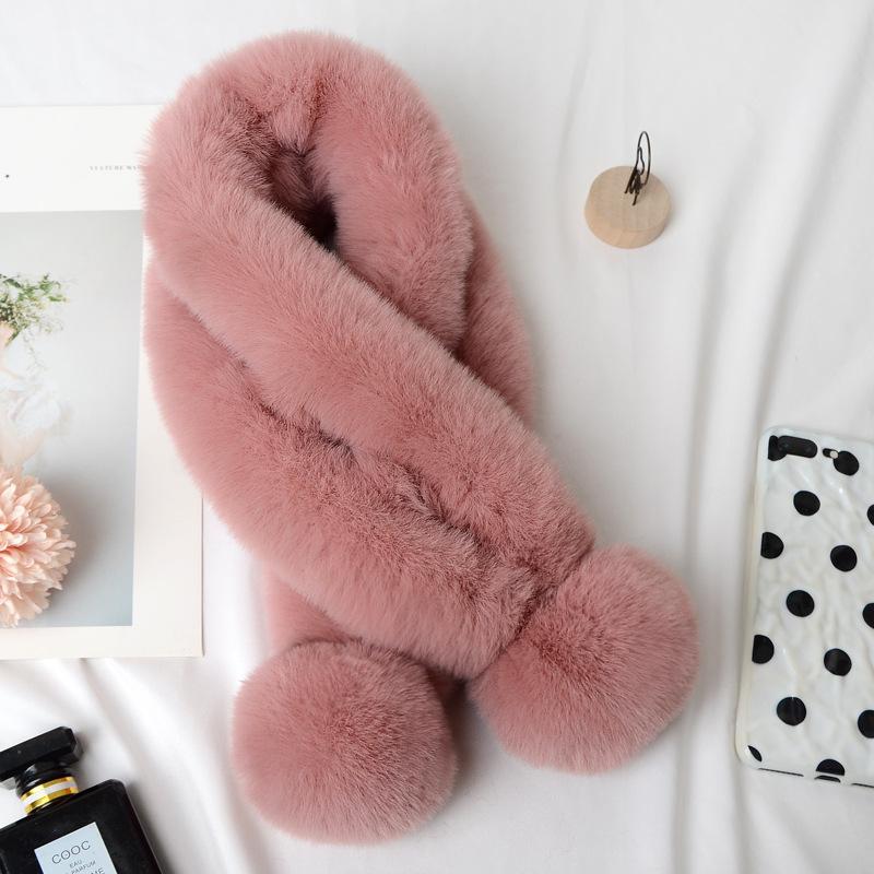 Plush Cross Scarf Faux Rabbit Fur Thickened Plush Ball Thermal Scarf Thick Winter Women Neck Warmer Collar Neckerchief темно-рожевого кольору
Plush Cross Scarf Faux Rabbit Fur Thickened Plush Ball Thermal Scarf Thick Winter Women Neck Warmer Collar Neckerchief темно-рожевого кольору