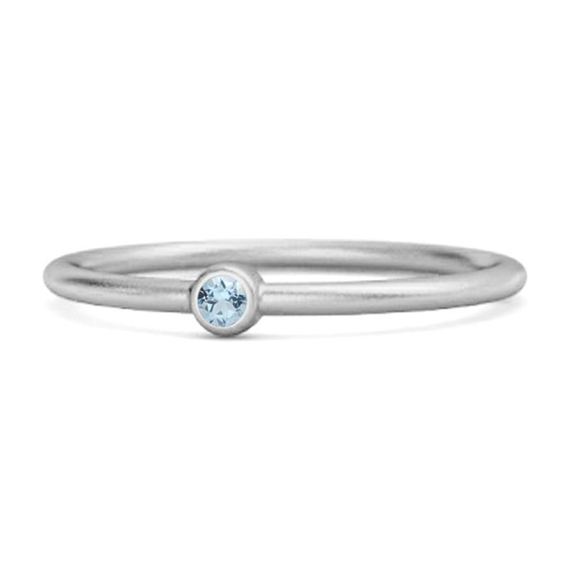 Blue Topaz Round Minimalist Bezel Set Ring- 925 Sterling Silver 8 біле золото кольору
Blue Topaz Round Minimalist Bezel Set Ring- 925 Sterling Silver 8 біле золото кольору