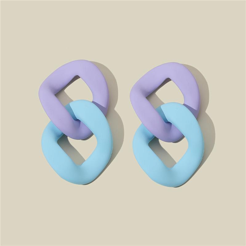 Color-Block Acrylic Geometric Dangle Earrings - Simple Painted Chain Design for Women
Color-Block Acrylic Geometric Dangle Earrings - Simple Painted Chain Design for Women