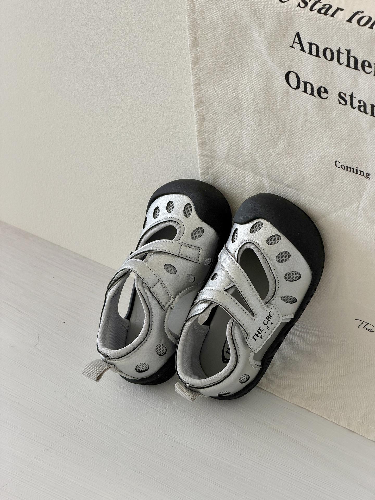 Children s sandals girls hole shoes hollow breathable boys baby shoes summer 25
Children s sandals girls hole shoes hollow breathable boys baby shoes summer 25