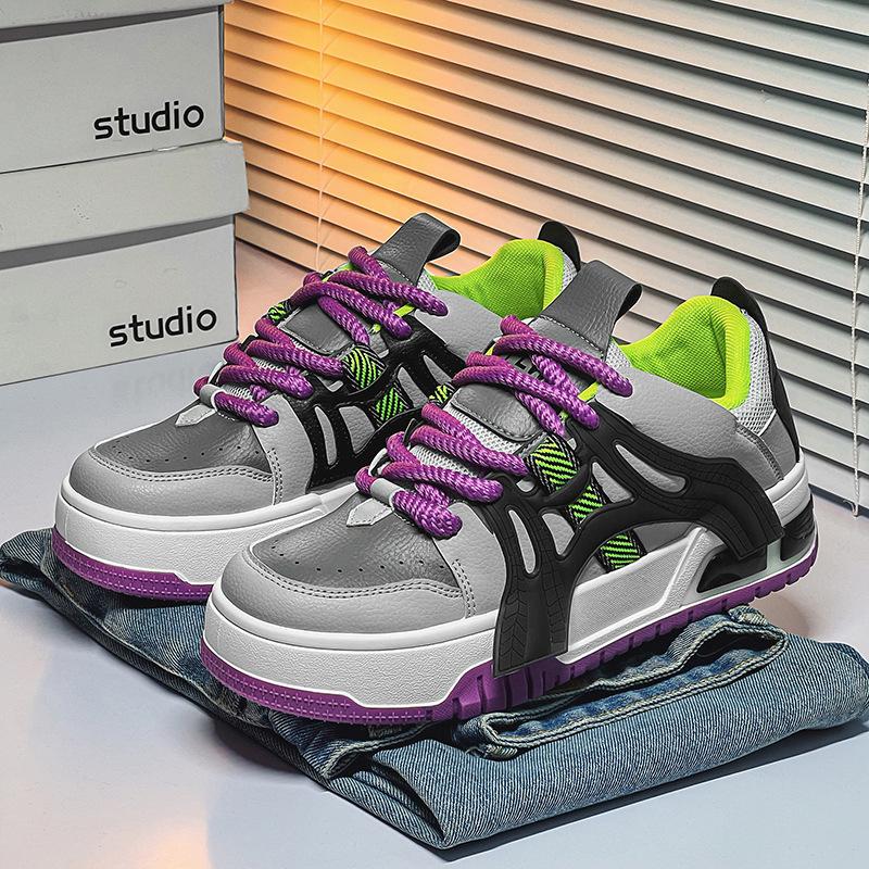 Men s shoes four seasons new Korean version trend casual board shoes niche fashion design non-slip board shoes Hong Kong style retro running shoes 39
Men s shoes four seasons new Korean version trend casual board shoes niche fashion design non-slip board shoes Hong Kong style retro running shoes 39