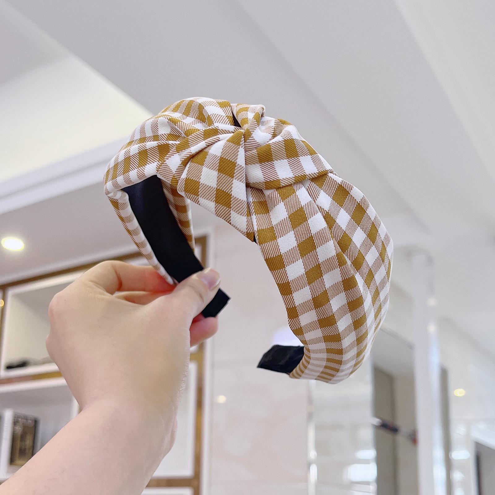 PROLY Новая Мода Женская Повязка на Голову Широкая Классическая Клетчатая Повязка для Волос с Узлом Посередине Головной Убор Винтажные Аксессуары для Волос
PROLY Новая Мода Женская Повязка на Голову Широкая Классическая Клетчатая Повязка для Волос с Узлом Посередине Головной Убор Винтажные Аксессуары для Волос