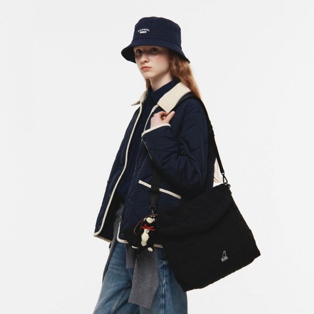 Kangol Large Tote Bag Black 3994 OS
Kangol Large Tote Bag Black 3994 OS