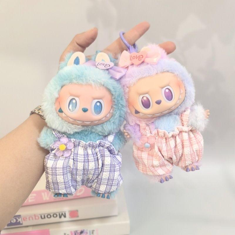 17cm Clothing Labubu Baby Clothes Set Sitting Party Vinyl Pendant Pulling Cloth Universal only colthers
17cm Clothing Labubu Baby Clothes Set Sitting Party Vinyl Pendant Pulling Cloth Universal only colthers
