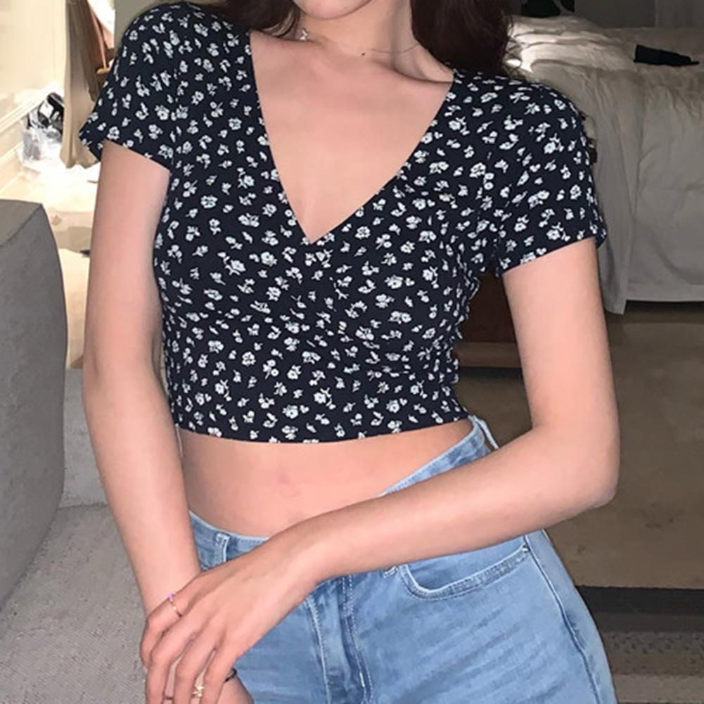 Летняя футболка с короткими рукавами и v-образным вырезом в стиле ретро для девочек, тонкий женский топ с высокой талией для похудения 2XL чёрный
Летняя футболка с короткими рукавами и v-образным вырезом в стиле ретро для девочек, тонкий женский топ с высокой талией для похудения 2XL чёрный