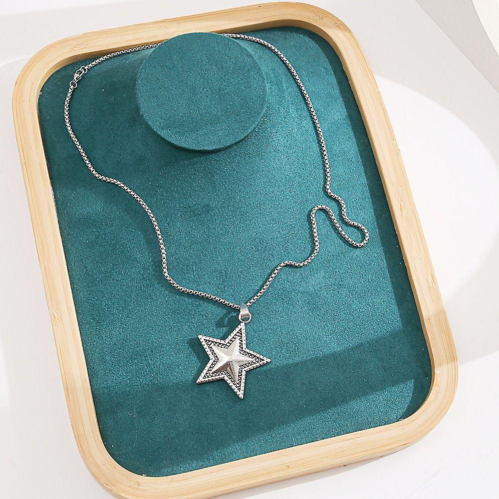 Gifts Niche Design Star Pendent Fashion Jewelry Men Necklace Sweater Chain Korean Style Necklace
Gifts Niche Design Star Pendent Fashion Jewelry Men Necklace Sweater Chain Korean Style Necklace