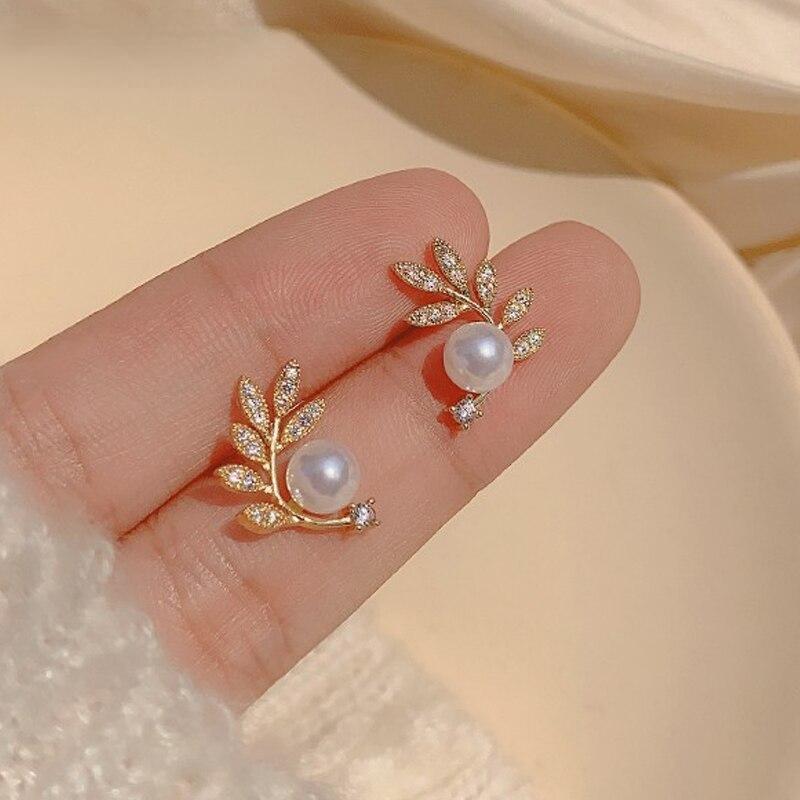 Серьги-гвоздики с листьями оливкового дерева для женщин, модные ювелирные аксессуары
Серьги-гвоздики с листьями оливкового дерева для женщин, модные ювелирные аксессуары