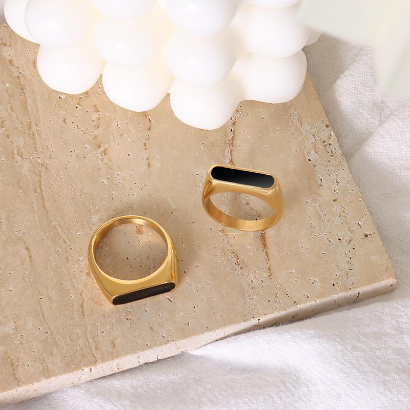 European & American Minimalist Geometric Epoxy Resin Ring - Women s 18k Gold Titanium Steel Jewelry Size 6
European & American Minimalist Geometric Epoxy Resin Ring - Women s 18k Gold Titanium Steel Jewelry Size 6
