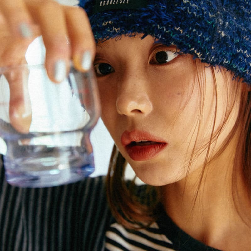 Шапка-бини KOOKEESEE с мохнатой вязкой (военно-морской флот) Navy
Шапка-бини KOOKEESEE с мохнатой вязкой (военно-морской флот) Navy