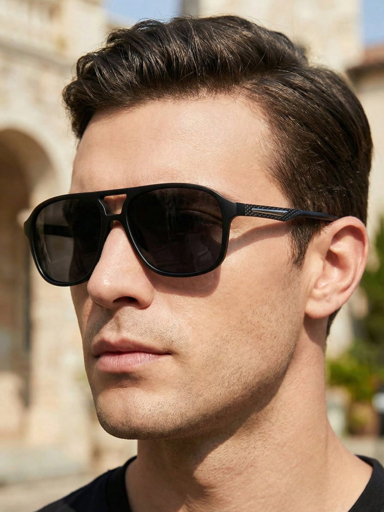 Men s plastic full-frame aviator glasses with an elegant vintage fashion style, suitable for daily commuting and outdoor vacatio чёрный
Men s plastic full-frame aviator glasses with an elegant vintage fashion style, suitable for daily commuting and outdoor vacatio чёрный