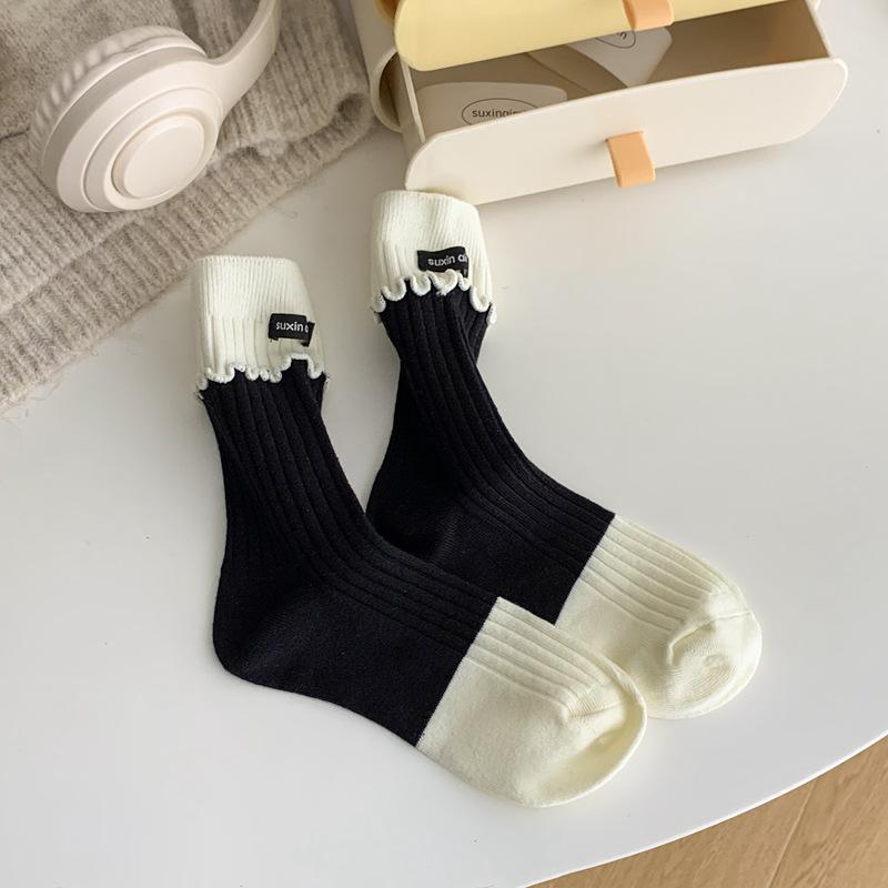 5pair Lace Socks Children S Cloth Label Contrasting Color Double Needle Medium Tube Cotton Socks Fungus Edge Japanese Stacking Socks Spring And Autumn One size чорний
5pair Lace Socks Children S Cloth Label Contrasting Color Double Needle Medium Tube Cotton Socks Fungus Edge Japanese Stacking Socks Spring And Autumn One size чорний