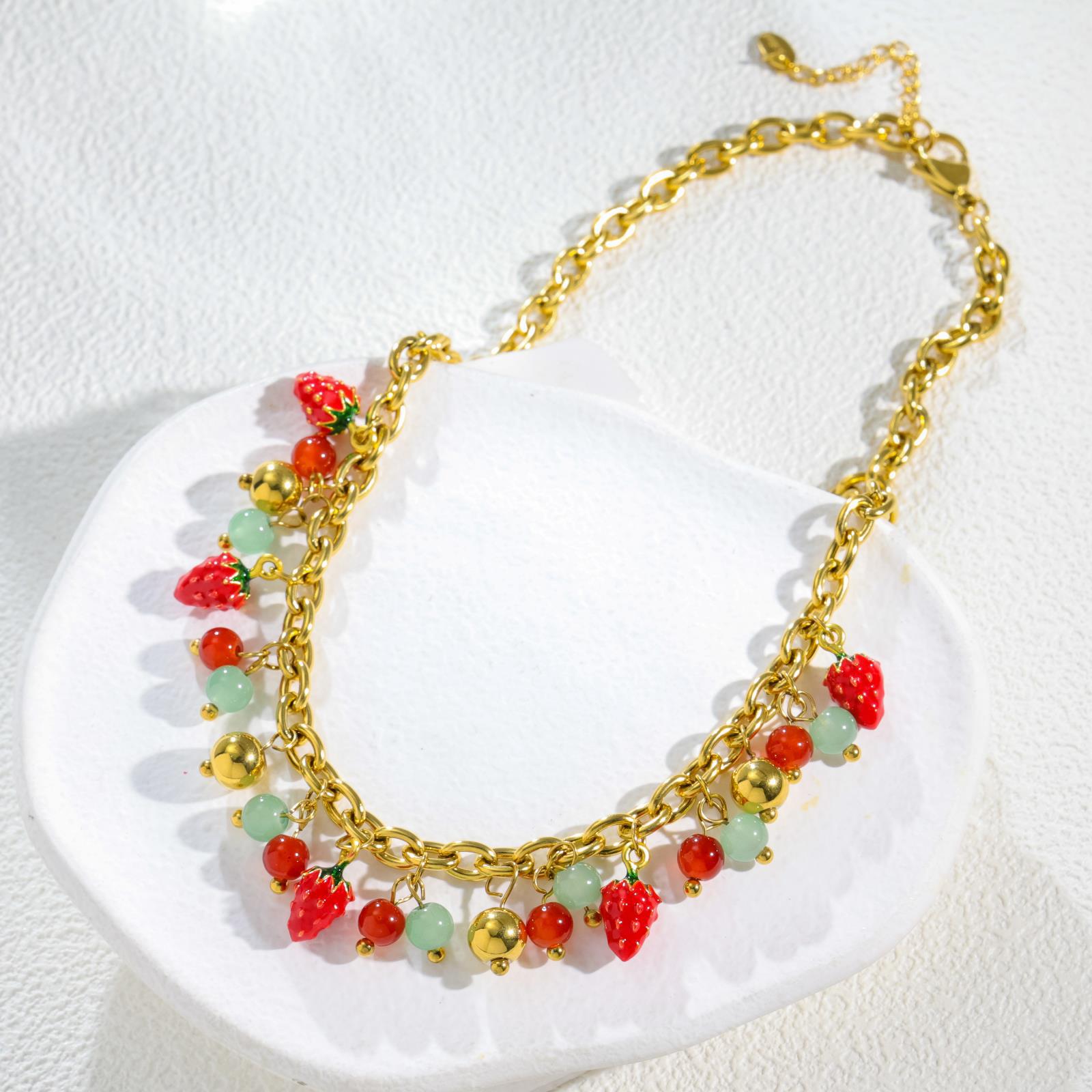 Fresh And Sweet Fruit Strawberry Series Multi-Accessory Pendant Necklace Niche Design Does Not Fade золотой
Fresh And Sweet Fruit Strawberry Series Multi-Accessory Pendant Necklace Niche Design Does Not Fade золотой