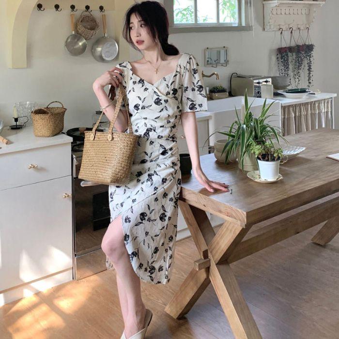 Floral dress women s summer new French coffee break cold style temperament socialite niche beautiful long dress XL
Floral dress women s summer new French coffee break cold style temperament socialite niche beautiful long dress XL