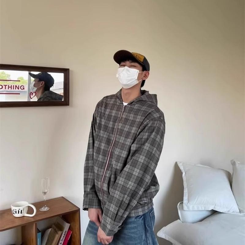 Men s Retro Plaid Bomber Jacket - Loose Casual Fit for Spring/Autumn XL зелений колір плед
Men s Retro Plaid Bomber Jacket - Loose Casual Fit for Spring/Autumn XL зелений колір плед