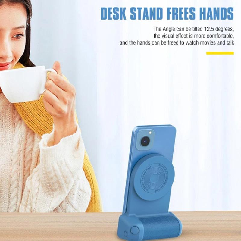 Camera-Shaped Bluetooth-compatible Phone Holder Handle Desktop Magnetic Rotating Phone Stand Black
Camera-Shaped Bluetooth-compatible Phone Holder Handle Desktop Magnetic Rotating Phone Stand Black
