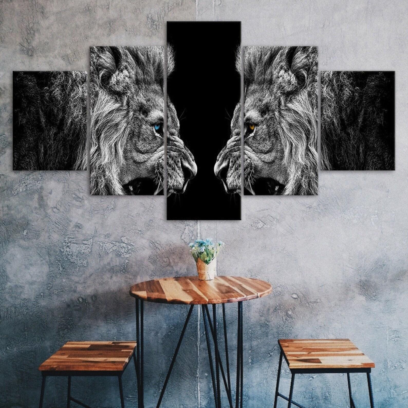 Two Lions Roaring Face to Face Black White Scene 5 Piece Five Panel Wall Canvas Print Modern Art Poster Home Decor Gift For Him For Her 20X35 20X45 20X55CM
Two Lions Roaring Face to Face Black White Scene 5 Piece Five Panel Wall Canvas Print Modern Art Poster Home Decor Gift For Him For Her 20X35 20X45 20X55CM