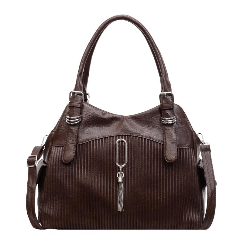 PU Handbag Women s Bag Multi-pocket Shoulder Messenger Bag
PU Handbag Women s Bag Multi-pocket Shoulder Messenger Bag