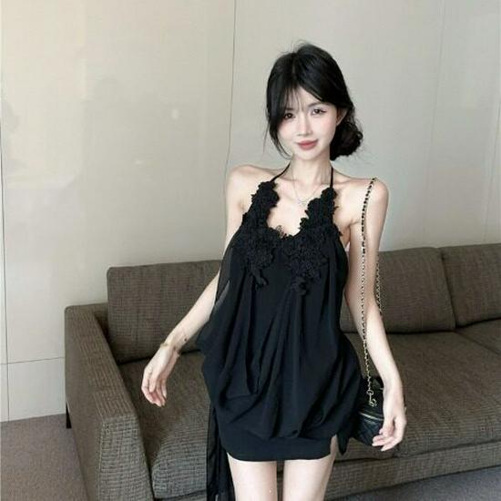 Chic Versatile Sleeveless Off-Shoulder A-line Halter Backless Chiffon Black Mini Dress for Women M чёрный
Chic Versatile Sleeveless Off-Shoulder A-line Halter Backless Chiffon Black Mini Dress for Women M чёрный