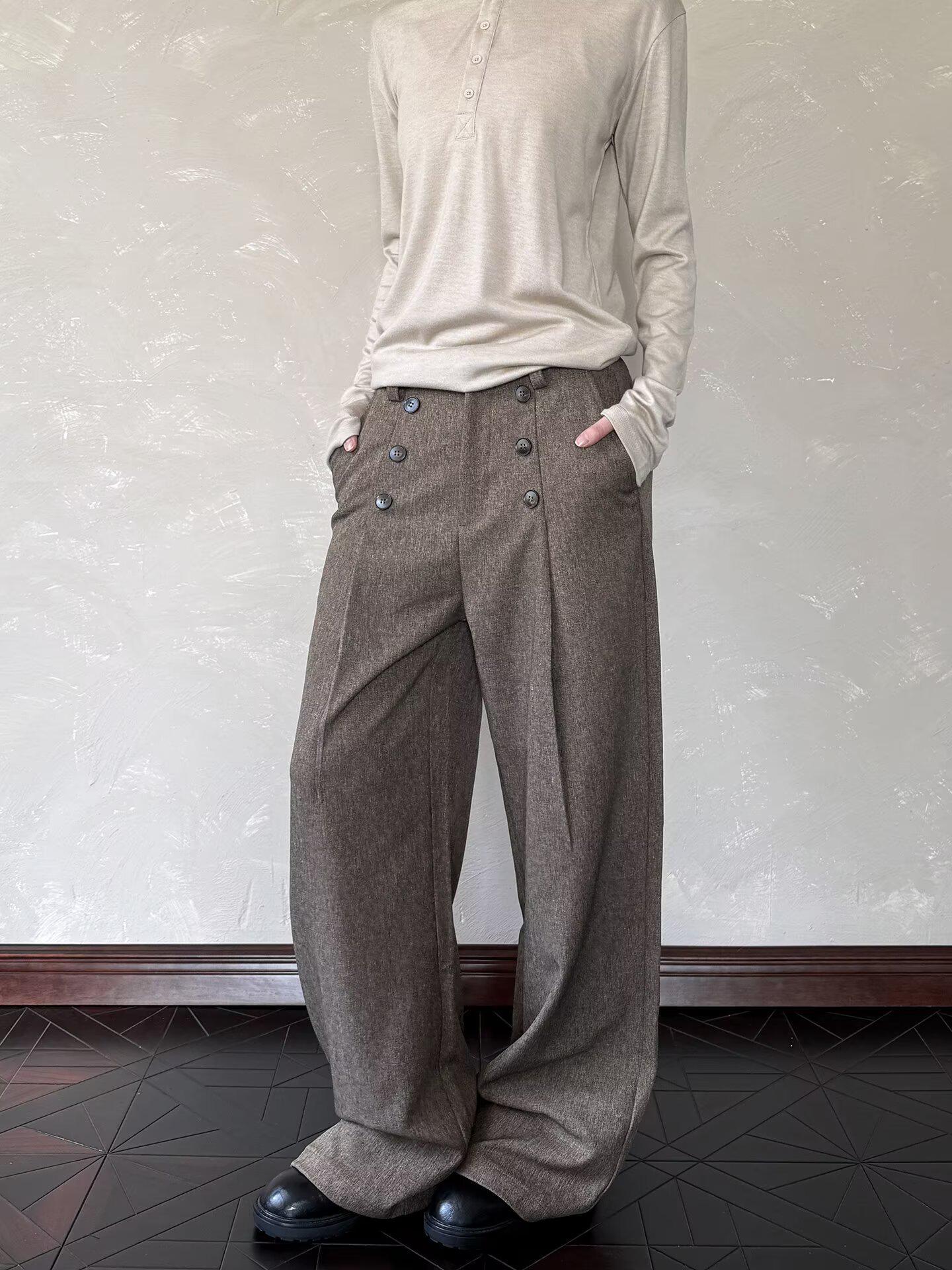 Trendy Harajuku-Style Multi-Button Pleated Casual Pants L
Trendy Harajuku-Style Multi-Button Pleated Casual Pants L