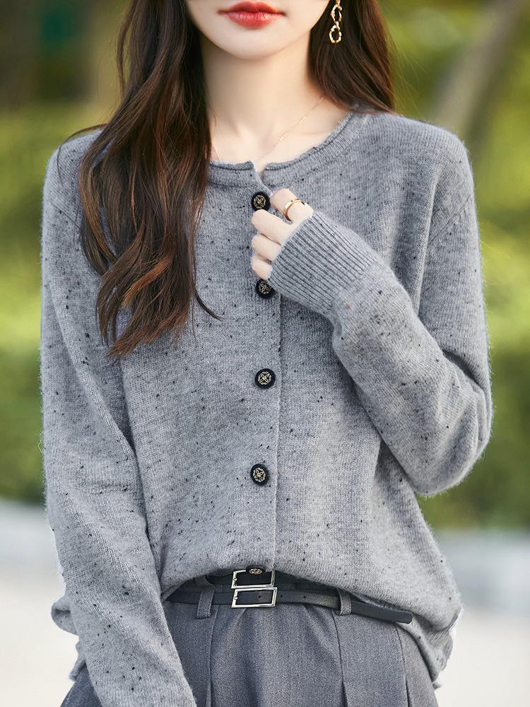 2024 Women s Soft Knit Round Neck Cardigan – Thick, Loose, Casual Long Sleeve Button-Up Coat Large
2024 Women s Soft Knit Round Neck Cardigan – Thick, Loose, Casual Long Sleeve Button-Up Coat Large