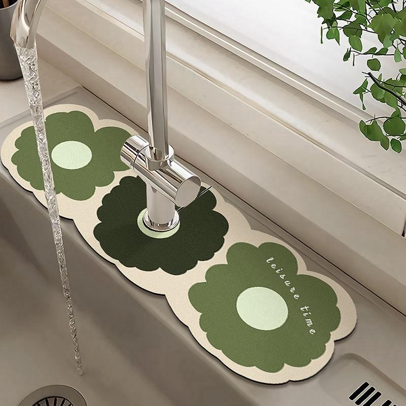 Nappa Skin Faucet Splash Catcher Absorbing Mat Printed Sink Splash Guard Countertop Protector Drying Pads for Kitchen Bathroom
Nappa Skin Faucet Splash Catcher Absorbing Mat Printed Sink Splash Guard Countertop Protector Drying Pads for Kitchen Bathroom