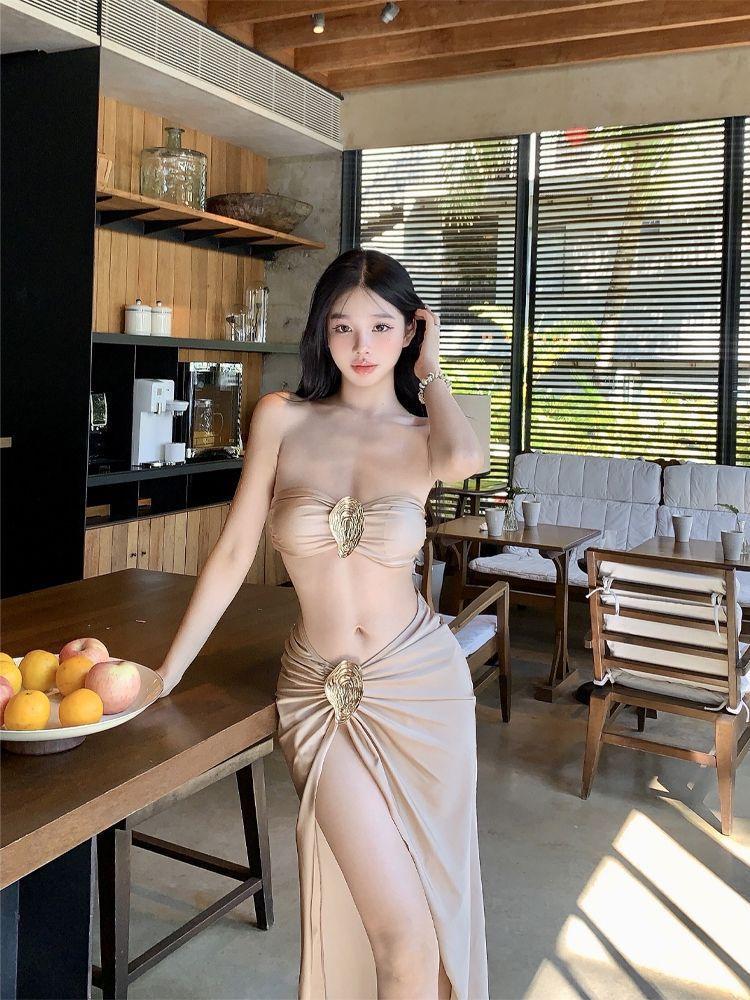 Bikini suit European and American style metal pleated tube top small vest split-ended swimsuit seaside vacation beach skirt L хакі
Bikini suit European and American style metal pleated tube top small vest split-ended swimsuit seaside vacation beach skirt L хакі