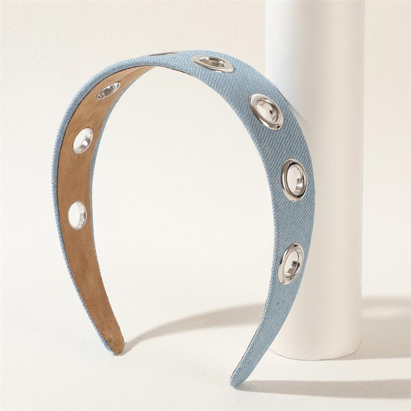 Fashion Hollowed Out Eyelets Denim Blue Hair Hoop New Fashion Headbands For Women Wide Hair Band Punk Hair Accessories New 2026 ONESIZE світло-синій колір
Fashion Hollowed Out Eyelets Denim Blue Hair Hoop New Fashion Headbands For Women Wide Hair Band Punk Hair Accessories New 2026 ONESIZE світло-синій колір