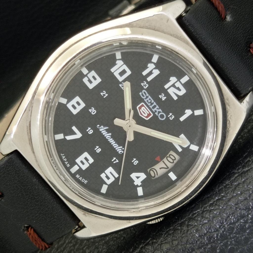 Б/У винтажные мужские часы SEIKO 5 AUTOMATIC 7009A JAPAN с датой и черным циферблатом a433503-2 R117-a433503
Б/У винтажные мужские часы SEIKO 5 AUTOMATIC 7009A JAPAN с датой и черным циферблатом a433503-2 R117-a433503