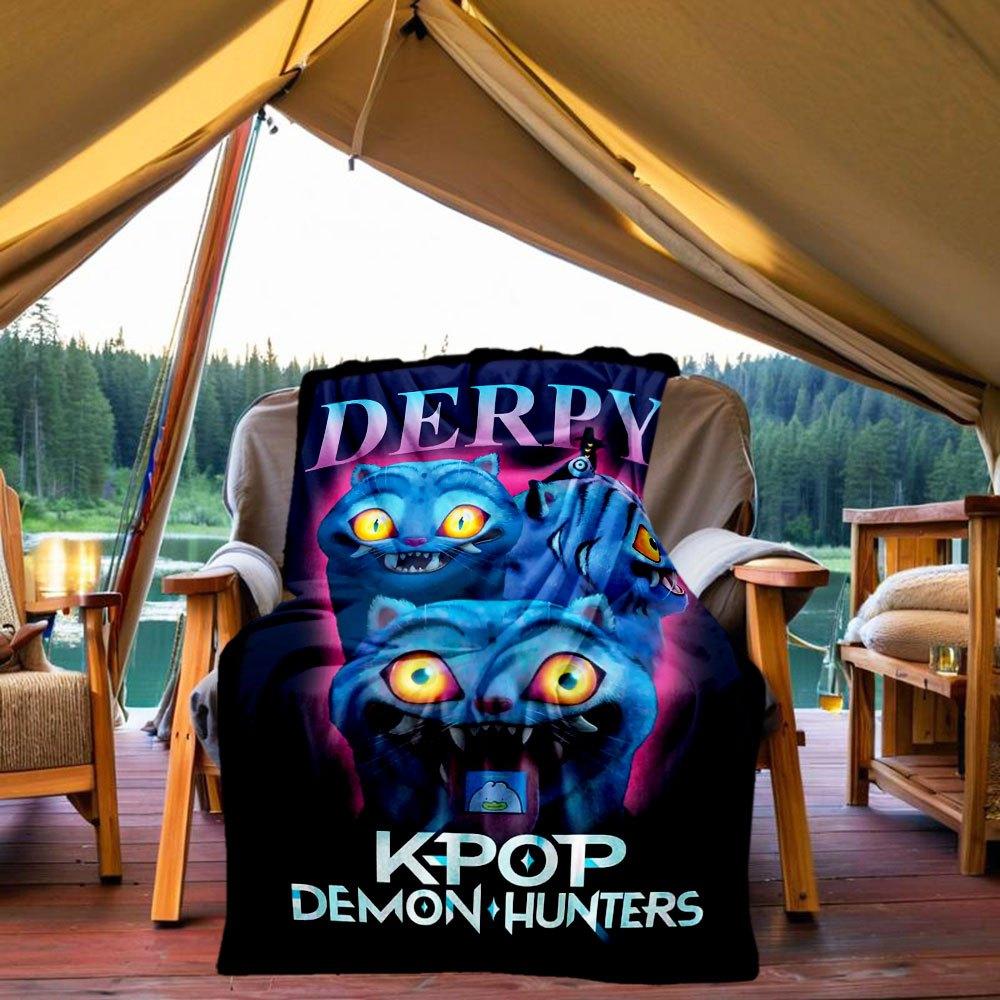 Derpy K-Pop Demon Hunters T-Shirt Blanket Lightweight Flannel Throw Blanket for Sofa, Bed, Travel, Camping, Livingroom, Office, Couch, Chai 130x150cm
Derpy K-Pop Demon Hunters T-Shirt Blanket Lightweight Flannel Throw Blanket for Sofa, Bed, Travel, Camping, Livingroom, Office, Couch, Chai 130x150cm
