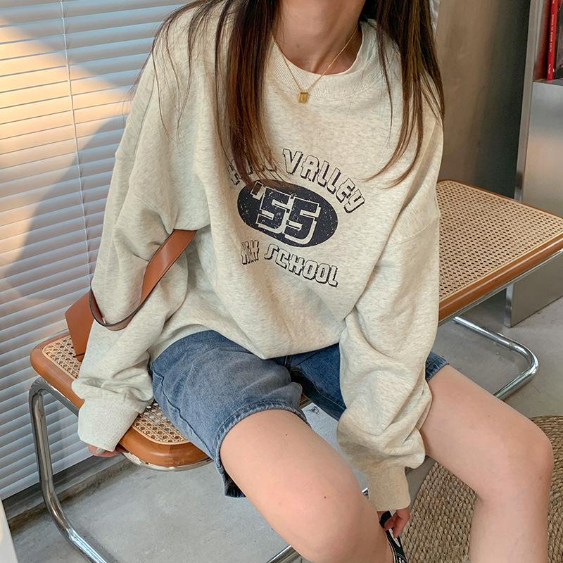 Женский свитшот с круглым вырезом и ретро-принтом, осенняя одежда, универсальная базовая футболка, обычный повседневный свободный топ, тонкий XL
Женский свитшот с круглым вырезом и ретро-принтом, осенняя одежда, универсальная базовая футболка, обычный повседневный свободный топ, тонкий XL