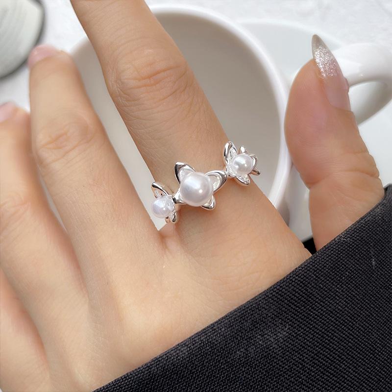 Lan Zhi 925 Sterling Silver Butterfly Pearl Ring - Women s Elegant High-End Design Adjustable Open Size
Lan Zhi 925 Sterling Silver Butterfly Pearl Ring - Women s Elegant High-End Design Adjustable Open Size