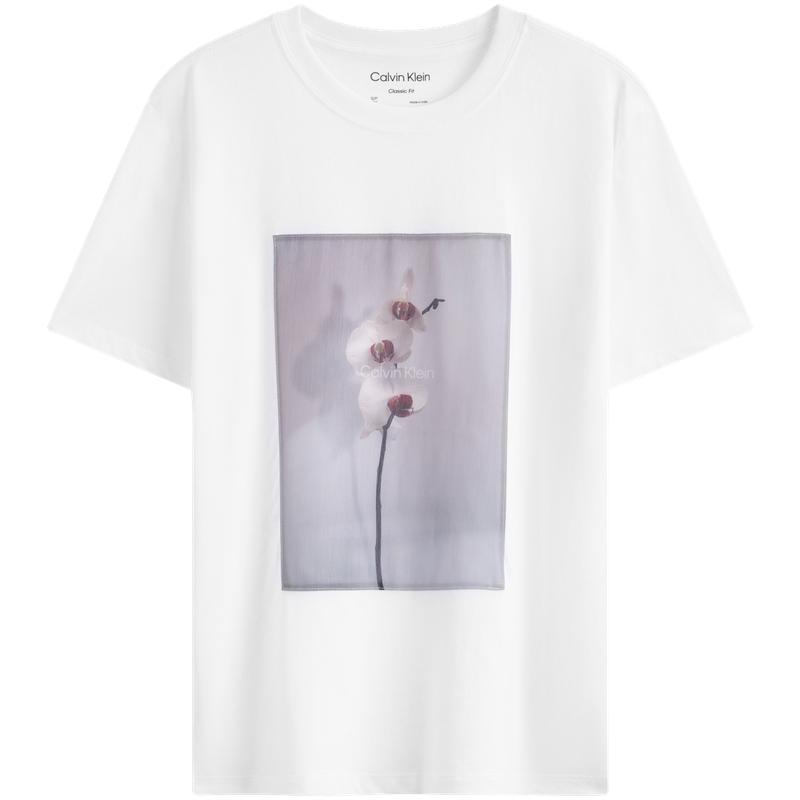 Calvin Klein Simple White Summer Collection Floral Label Cotton Short Sleeve T-Shirt Women T-Shirt Moonlight-White 40WK944 XS
Calvin Klein Simple White Summer Collection Floral Label Cotton Short Sleeve T-Shirt Women T-Shirt Moonlight-White 40WK944 XS
