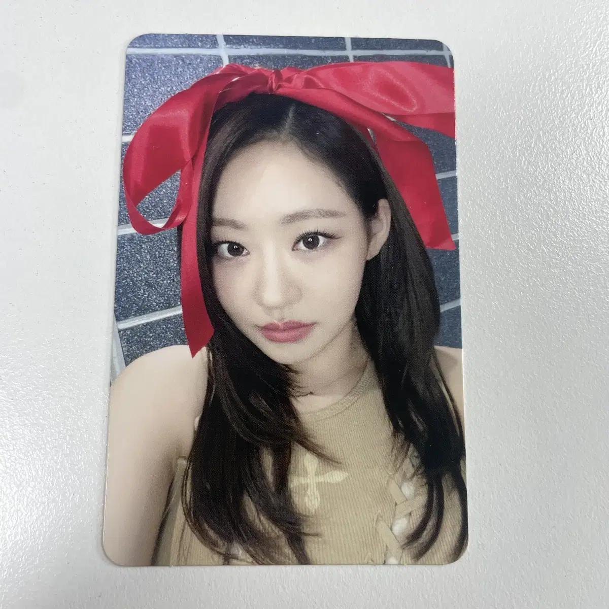 Kiss Of Life Keoff Julie Midastouch Makestar Beauty Fear Ribbon Photocard
Kiss Of Life Keoff Julie Midastouch Makestar Beauty Fear Ribbon Photocard